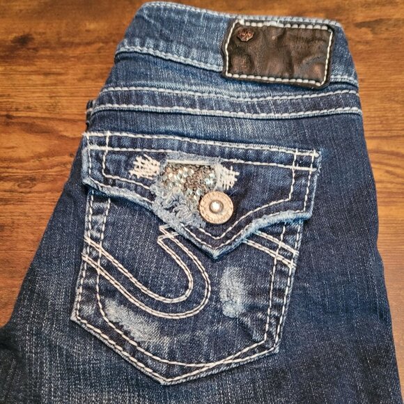 Silver Jeans Size 25 Suki Flap Capri Embelllished Ripped Dark Wash Stretch - Picture 3 of 13